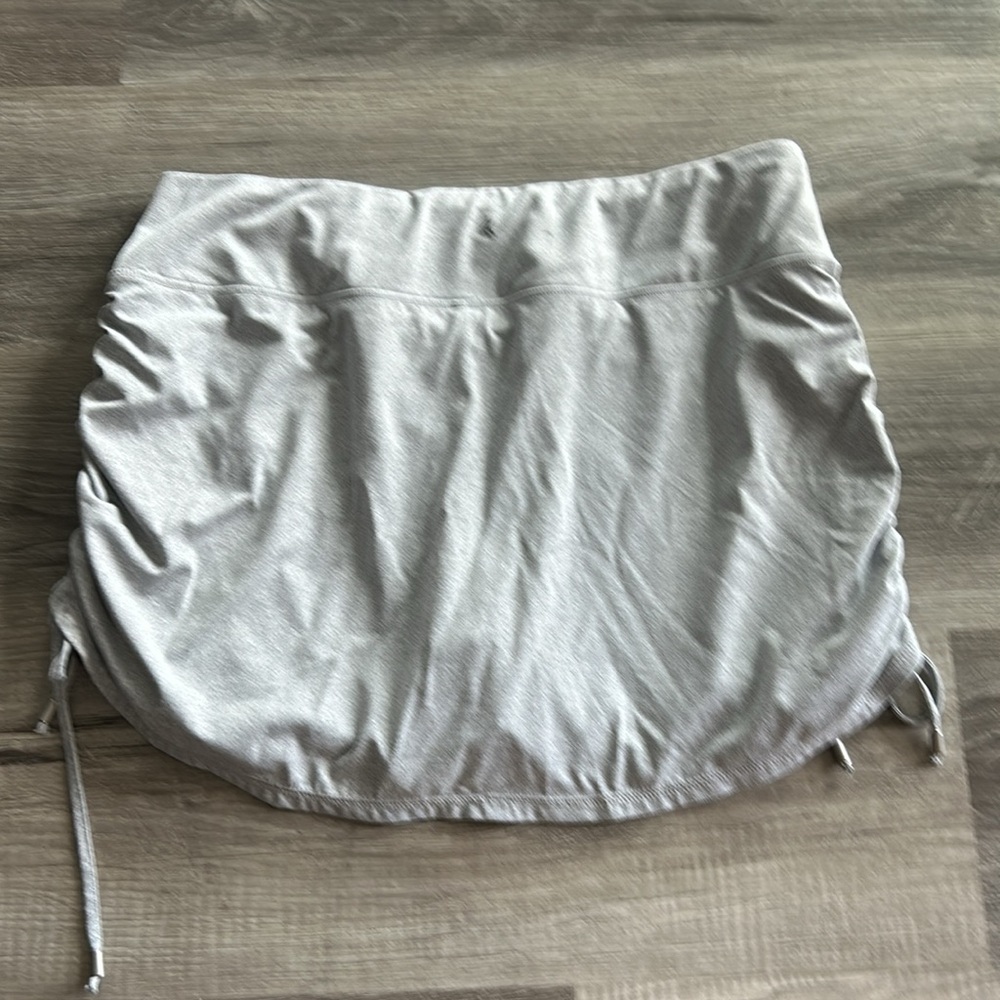 Grey tennis skirt - Picture 5 of 5